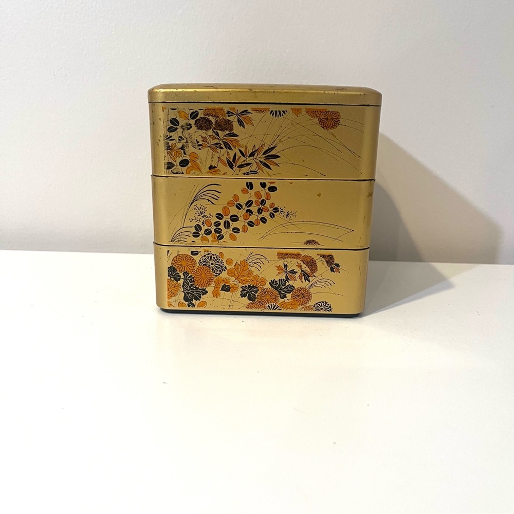 Vintage Japanese Elegant Gold Floral Three-Tiered Box